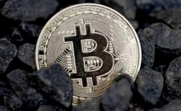 MicroStrategy insists on holding Bitcoin despite huge losses